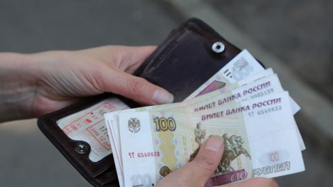 В Госдуму внесен законопроект о повышении МРОТ