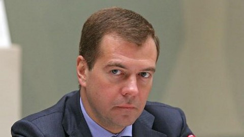 Медведев утвердил перечень финансируемых за счет ФНБ крупных госпроектов