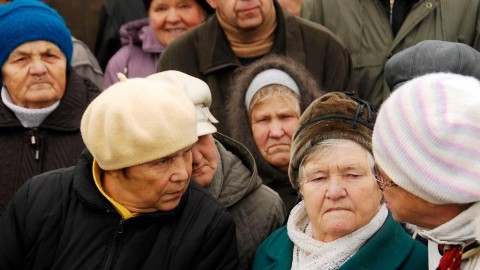 Банки России поменяли политику и меньше стали отказывать пенсионерам в кредите
