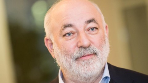 Виктор Вексельберг