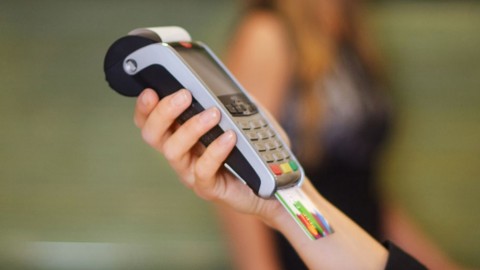 ВТБ запустил эквайринг карт системы Мир