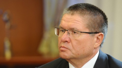 Улюкаев: спад ВВП России в апреле составил 0,7%